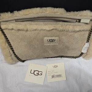 UGG Hand Muff W/Chain And Pocket NWT